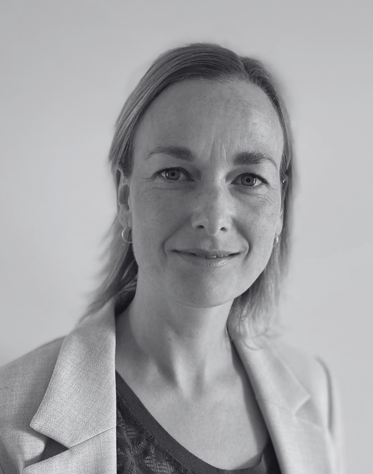 Headshot of Bianca Valkenburg, Lead of Employee Experience, ING Global Workplace Servies