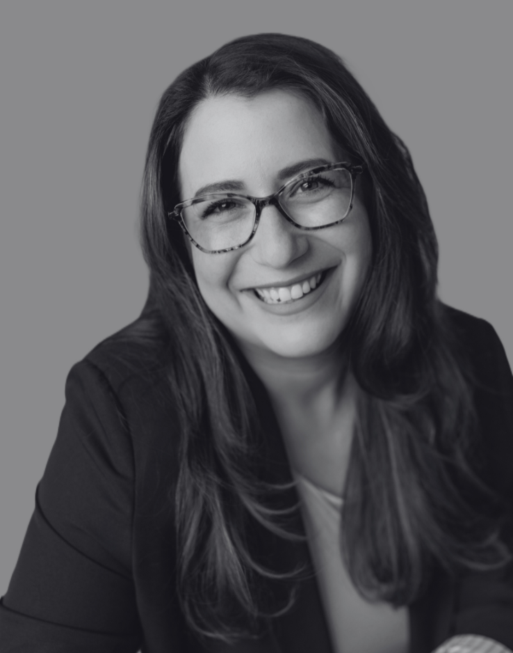 Amanda Cardy headshot