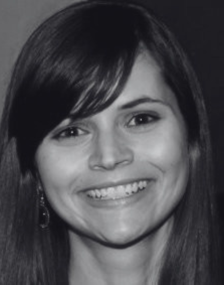 Eduarda Cardoso headshot