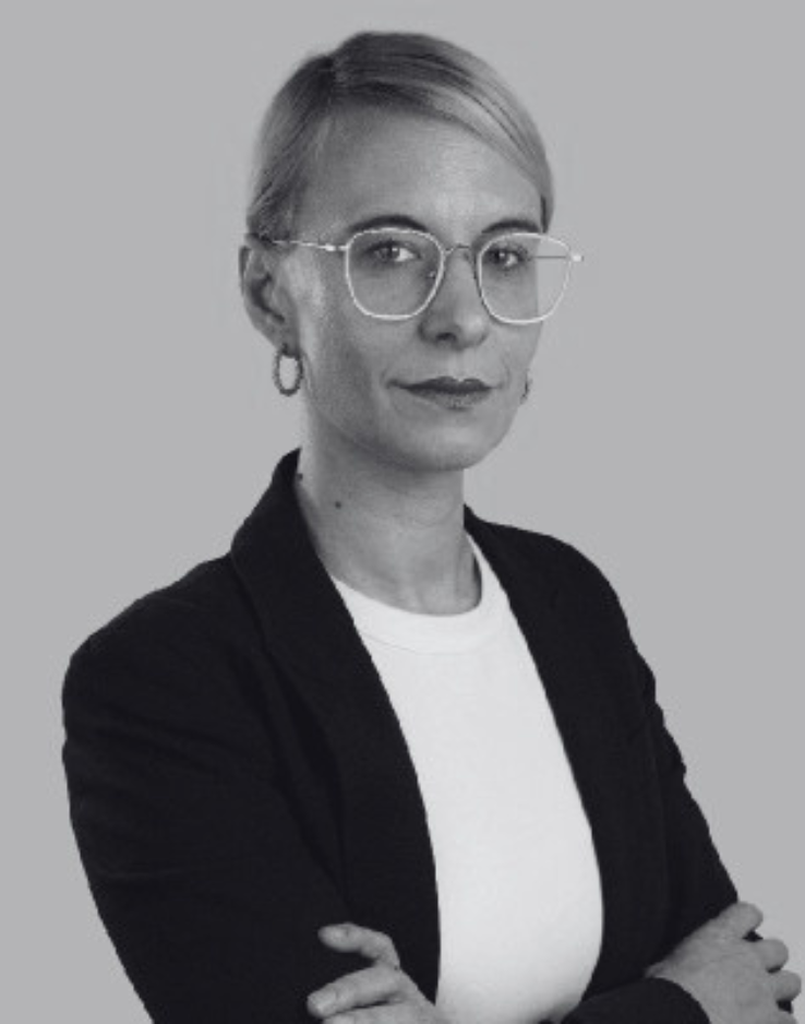 Nicole Frank headshot