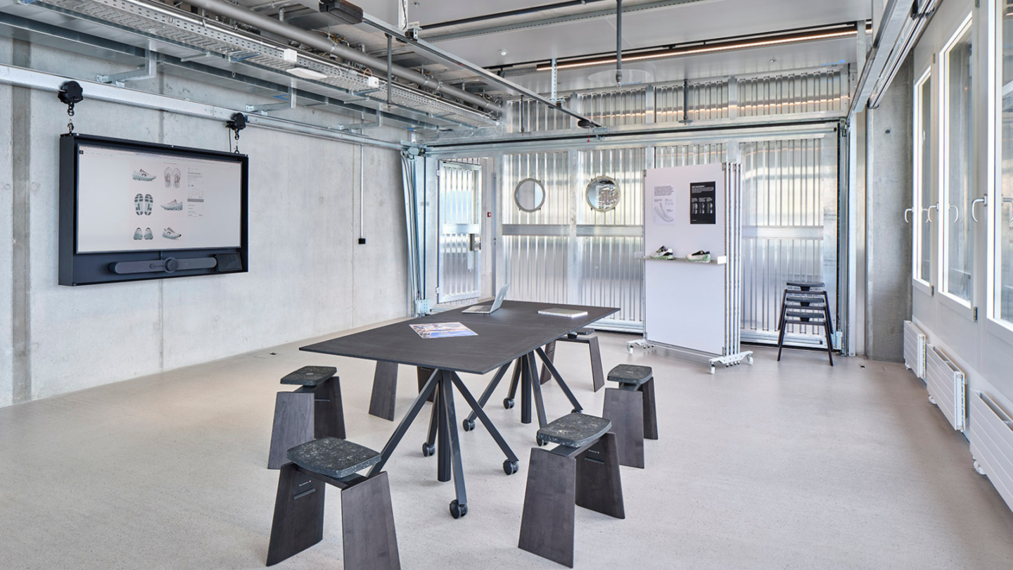 an image of the On labs meeting room in zurich