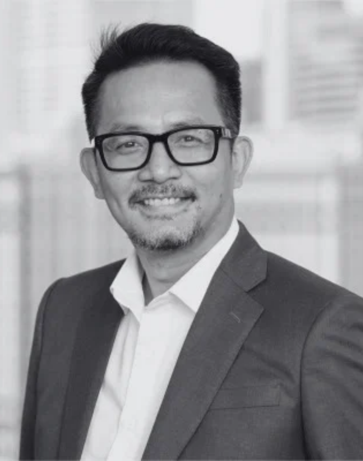Tuan Nguyen headshot